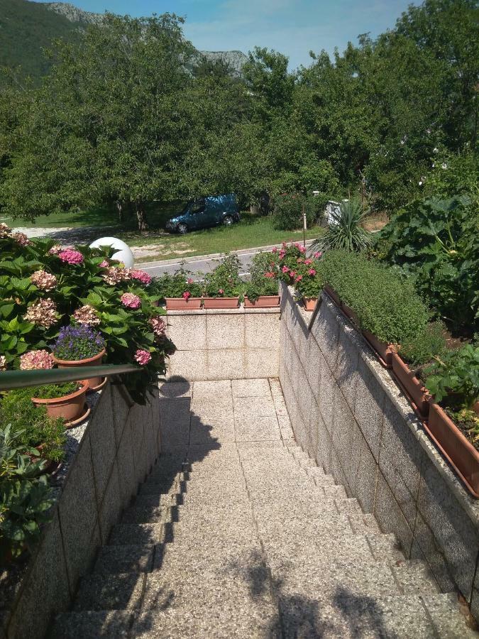 Hotel Gostisce Oddih Solkan Exterior foto