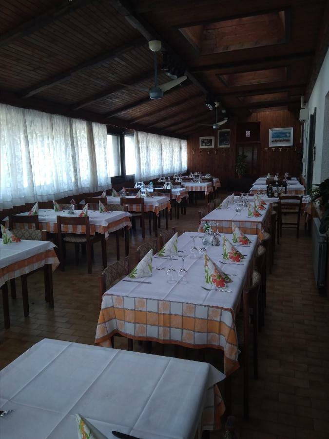 Hotel Gostisce Oddih Solkan Exterior foto